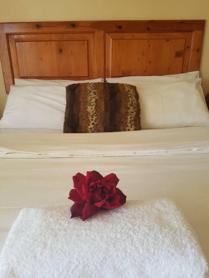 The Nutbush Boma Lodge Hekpoort Екстериор снимка