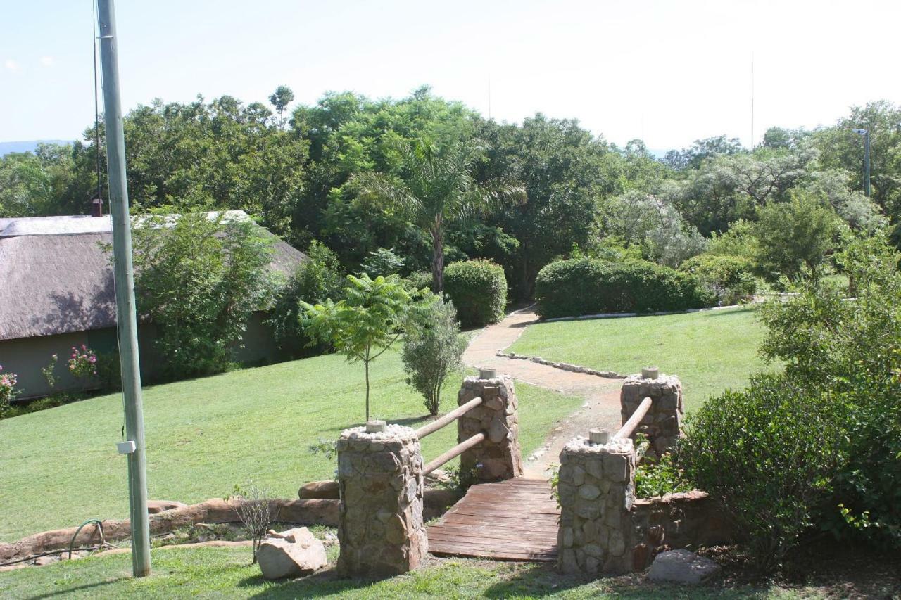 The Nutbush Boma Lodge Hekpoort Екстериор снимка